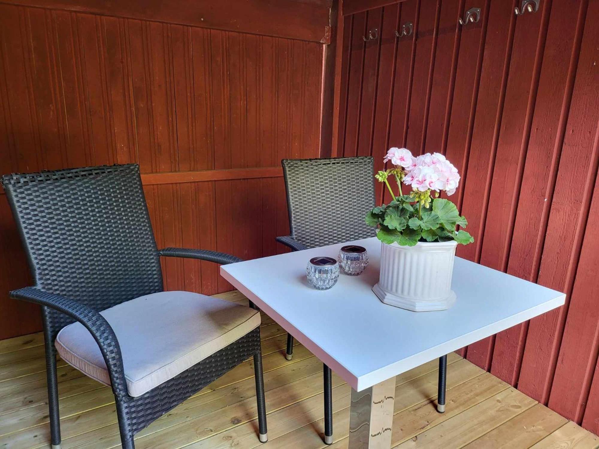 Minihus Med Stor Traedgardstomt Naera Golf Och Hav Vila Trosa Exterior foto